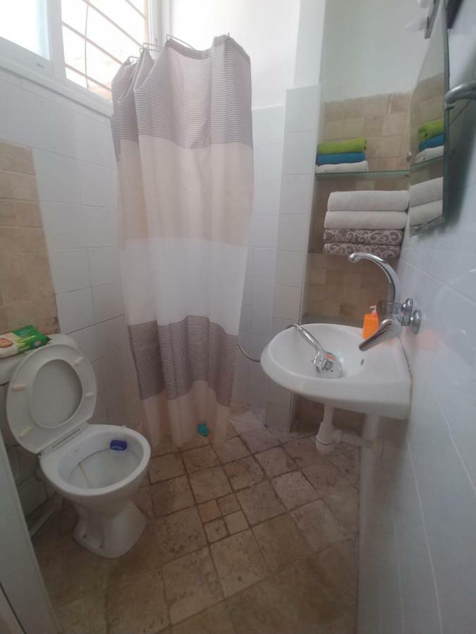 Lovely Apartment Premium Location Ramat Gan Exteriör bild